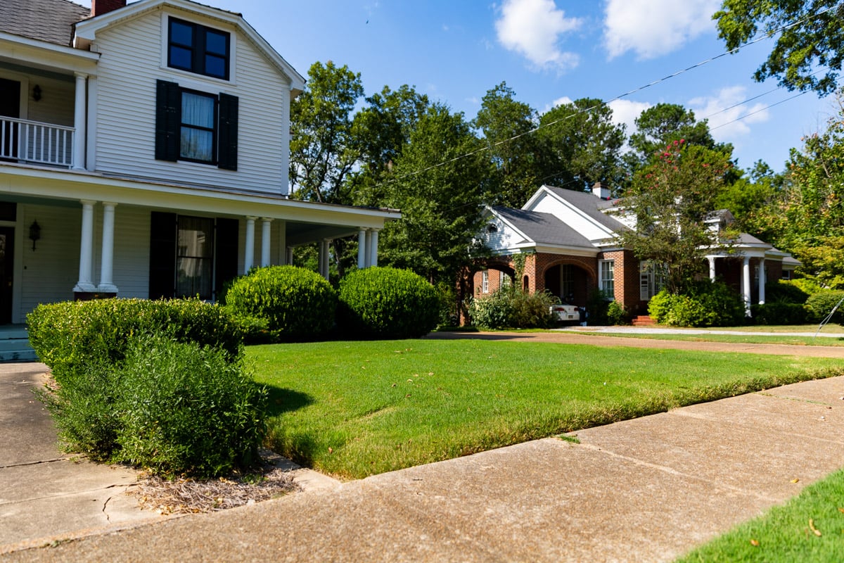 plant health care lawn care house nice lawn and shrubs 2