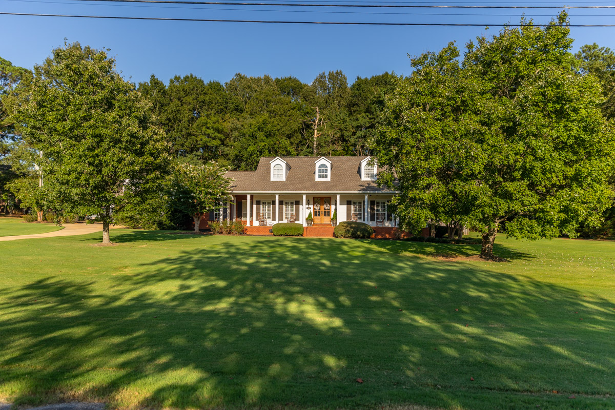 lawn care nice lawn shaded home